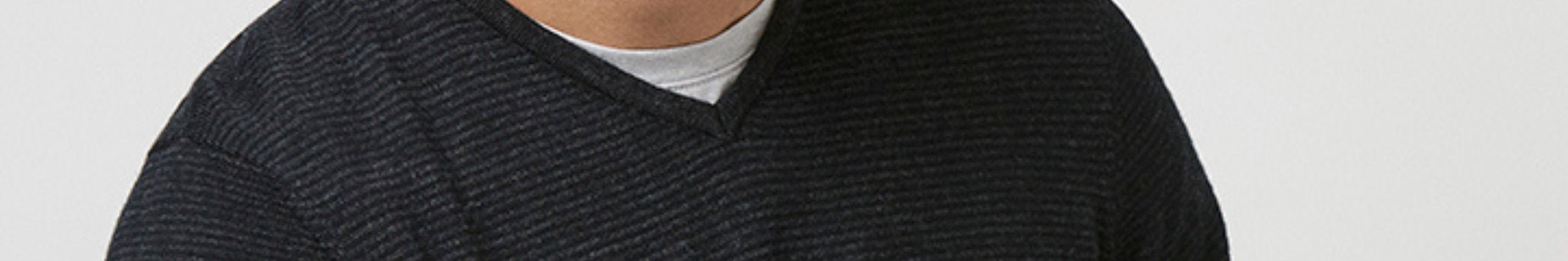 KNITWEAR